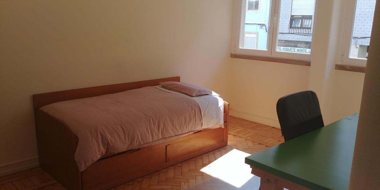 Couette-café In The Heart Of Lisboa